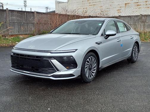 2025 Hyundai SONATA Hybrid SEL