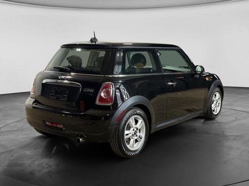 Midnight Black Metallic 2013 MINI Hardtop Cooper