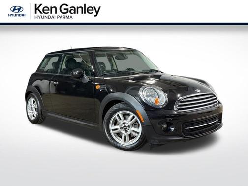 Midnight Black Metallic 2013 MINI Hardtop Cooper