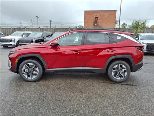 2025 Hyundai TUCSON SEL