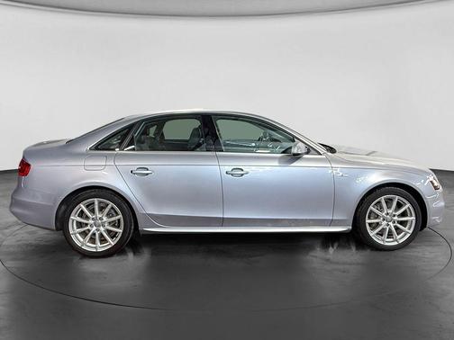 Florett Silver Metallic 2016 Audi A4 2.0T Premium Plus