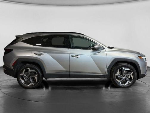 Shimmering Silver 2023 Hyundai TUCSON Limited
