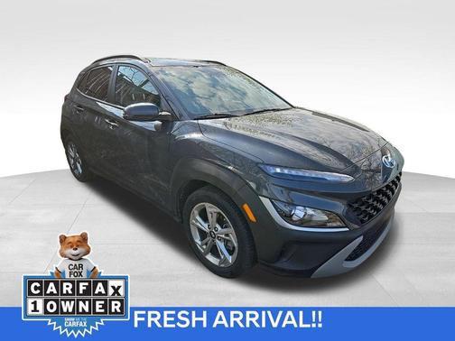 Gray 2023 Hyundai KONA SEL