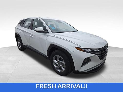 2023 Hyundai TUCSON SE