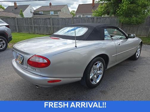1998 Jaguar XK8