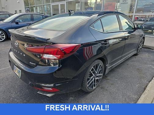 2019 Hyundai ELANTRA Sport