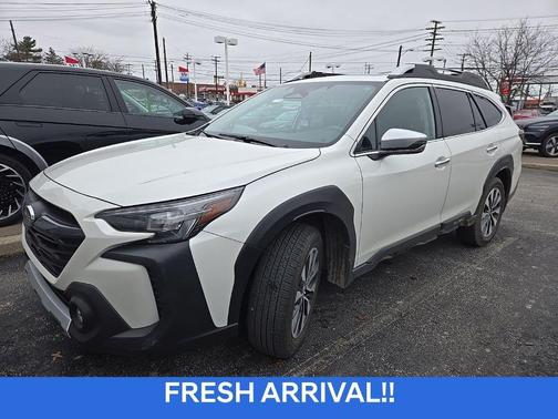 2023 Subaru Outback Touring