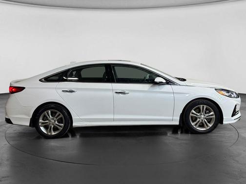 2018 Hyundai SONATA Limited