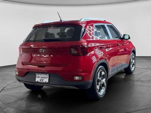 2023 Hyundai VENUE Limited
