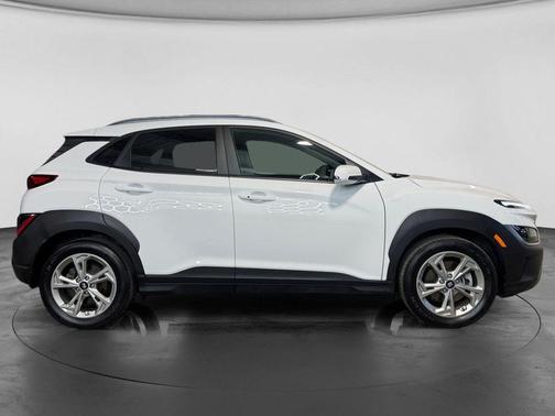 Lunar White 2023 Hyundai KONA SEL
