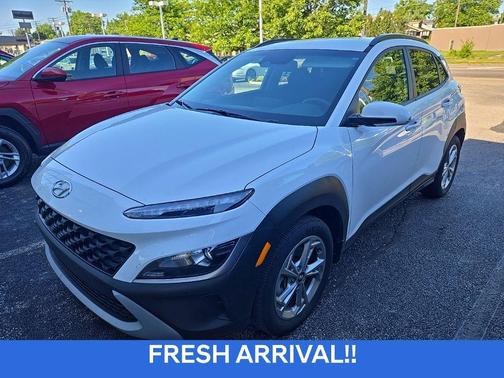 Lunar White 2023 Hyundai KONA SEL