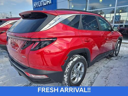 2023 Hyundai TUCSON SEL