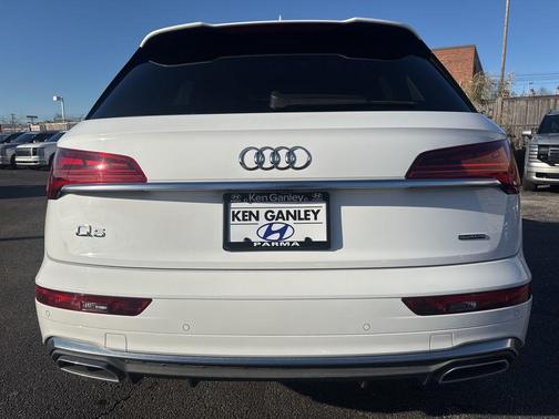 2022 Audi Q5 45 S line Premium Plus