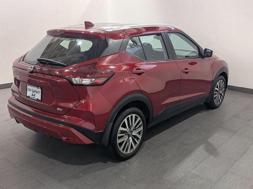 2022 Nissan Kicks SV