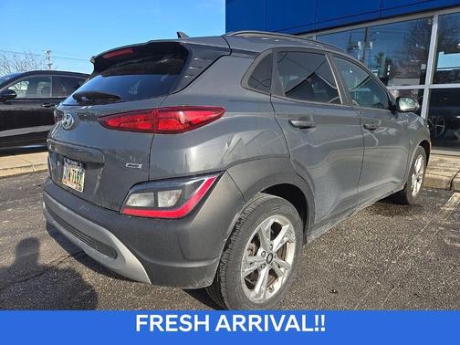 2023 Hyundai KONA SEL