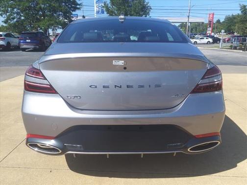 2025 Genesis G70 2.5T