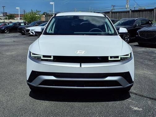 2025 Hyundai IONIQ 5 SEL