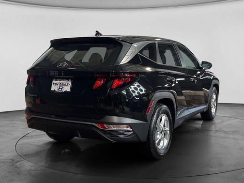 Black Pearl 2024 Hyundai TUCSON SE