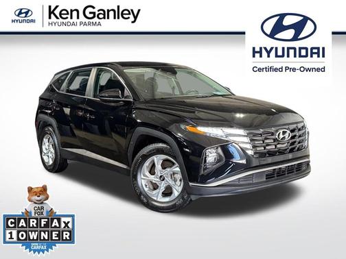 Black Pearl 2024 Hyundai TUCSON SE