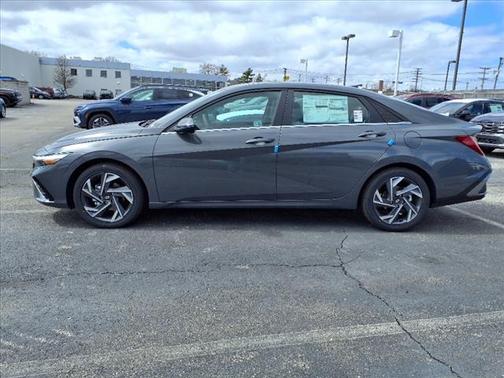 2025 Hyundai ELANTRA HEV Limited