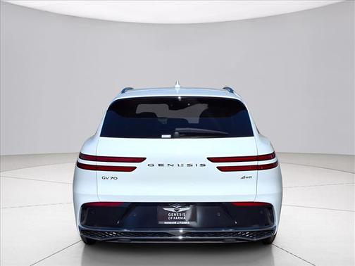 2026 Genesis GV70 2.5T Advanced