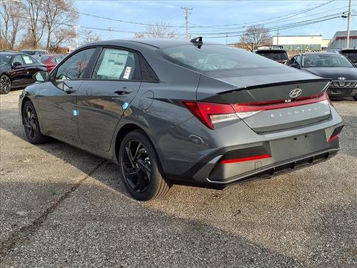 2026 Hyundai ELANTRA HEV SEL Sport