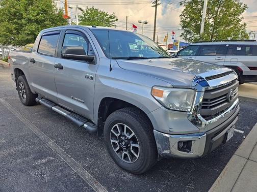 2015 Toyota Tundra SR5
