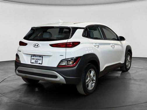 2023 Hyundai KONA SE