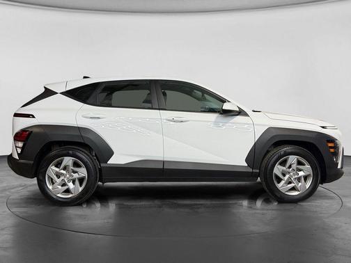 Atlas 2024 Hyundai KONA SE