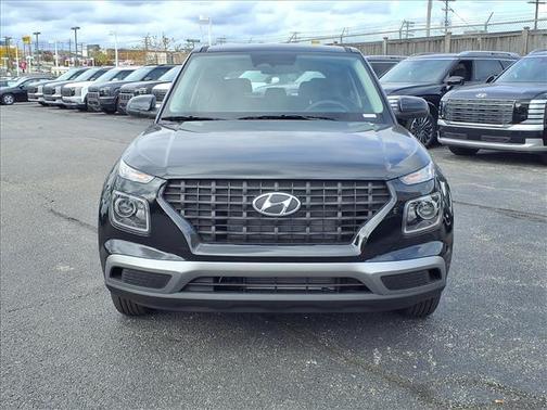 2026 Hyundai VENUE SE