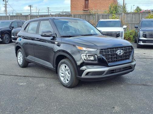 2026 Hyundai VENUE SE