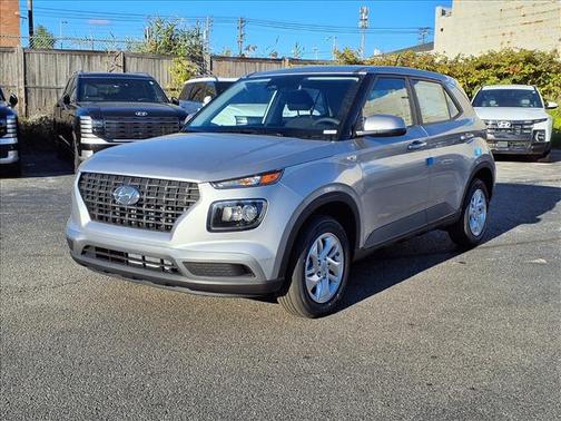 2026 Hyundai VENUE SE