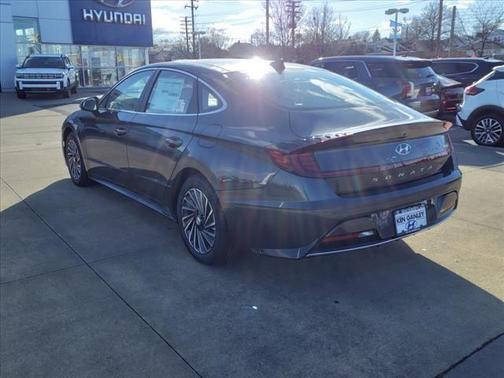 2023 Hyundai SONATA Hybrid Limited
