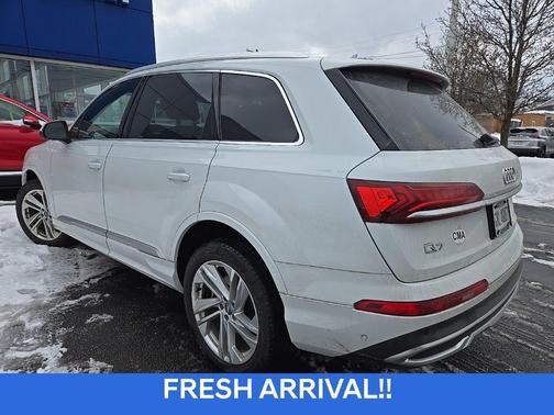 2021 Audi Q7 55 Premium Plus
