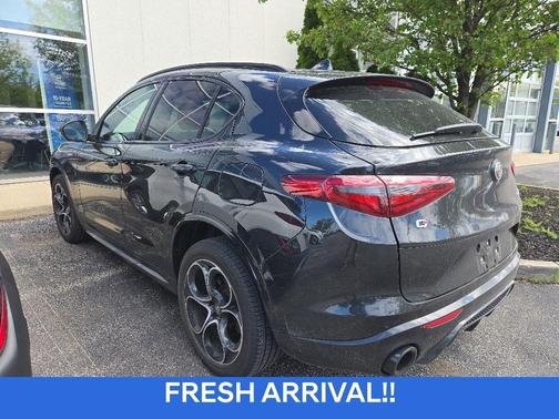 Vulcano Black Metallic 2023 Alfa Romeo Stelvio Veloce