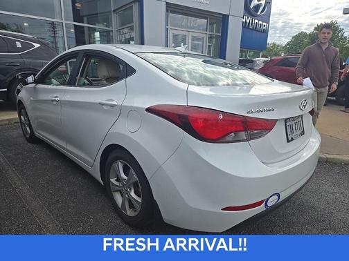 Quartz White Pearl 2016 Hyundai ELANTRA Value Edition