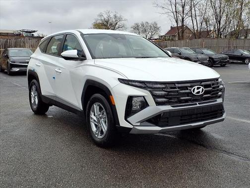 2025 Hyundai TUCSON SE