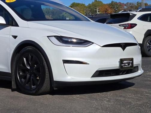 2023 Tesla Model X Standard Range