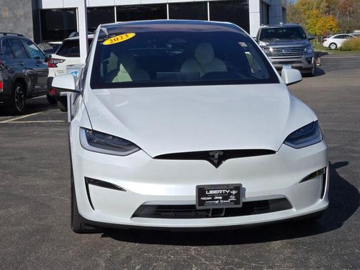 2023 Tesla Model X Standard Range