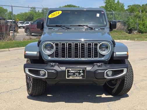 Anvil Clearcoat 2024 Jeep Wrangler Sahara