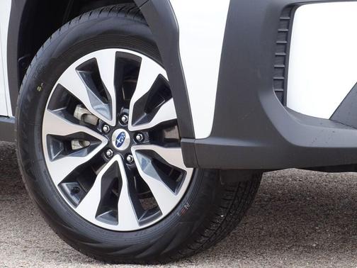 2024 Subaru Outback Touring