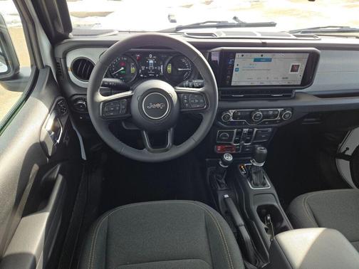 2025 Jeep Wrangler 4xe Sport