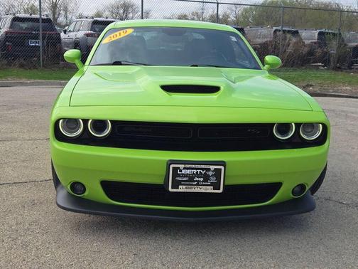 Sublime Pearlcoat 2019 Dodge Challenger R/T