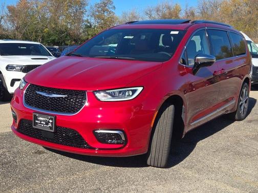 2026 Chrysler Pacifica Pinnacle