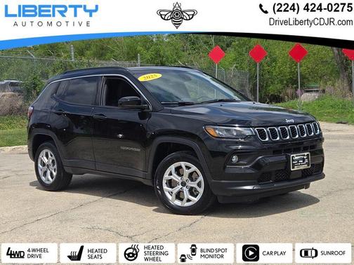 Diamond Black 2025 Jeep Compass Latitude