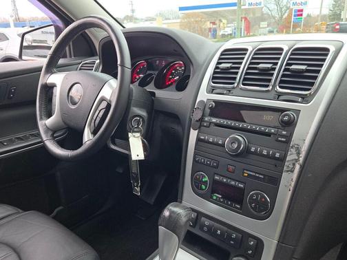 2011 GMC Acadia SLT-1