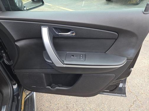 2011 GMC Acadia SLT-1