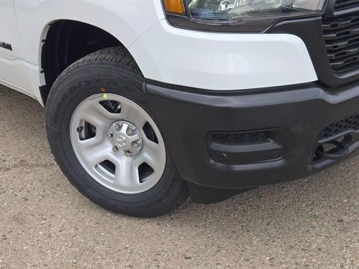 Bright White Clearcoat 2026 RAM 1500 Tradesman