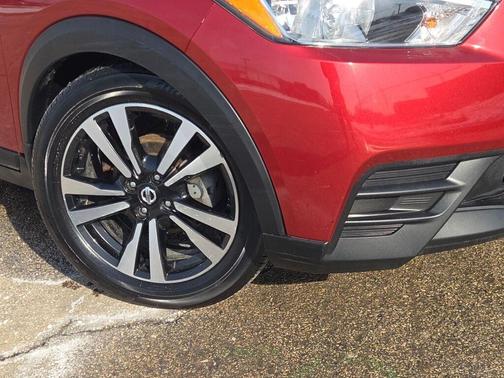 2019 Nissan Kicks SV