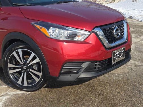 2019 Nissan Kicks SV